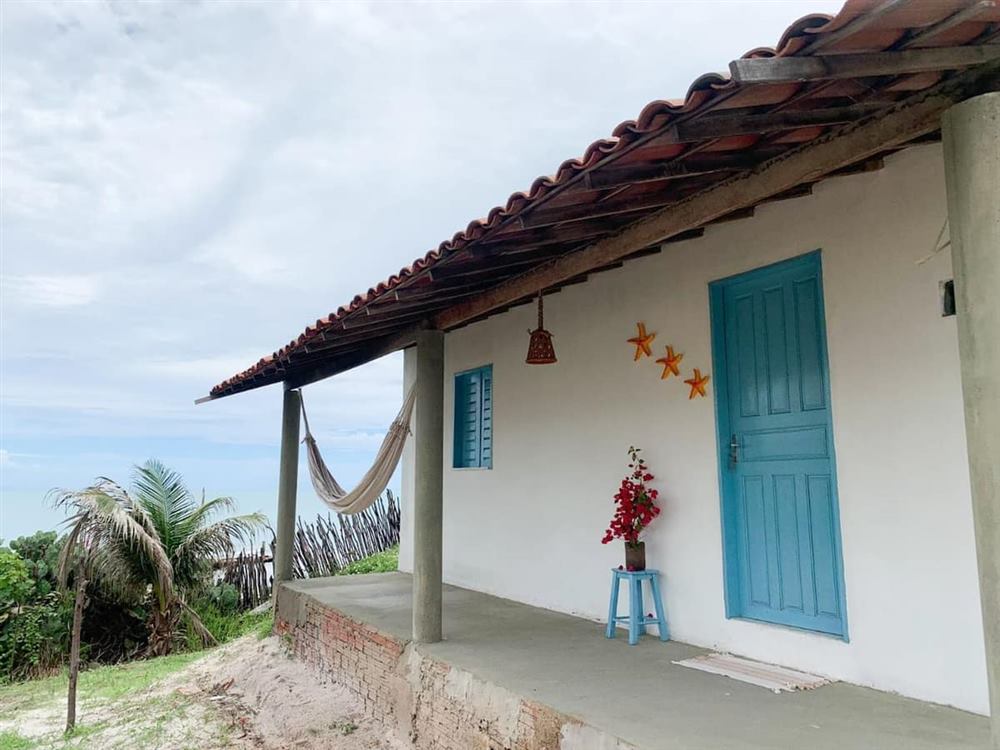 Porch of Casinha Estrela do Mar